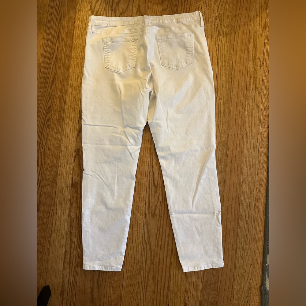 Just Black Nysa Skinny Jeans - Picture 3 of 4